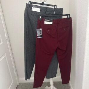 NWT Liz Claiborne Pant size 4 (2 pairs)